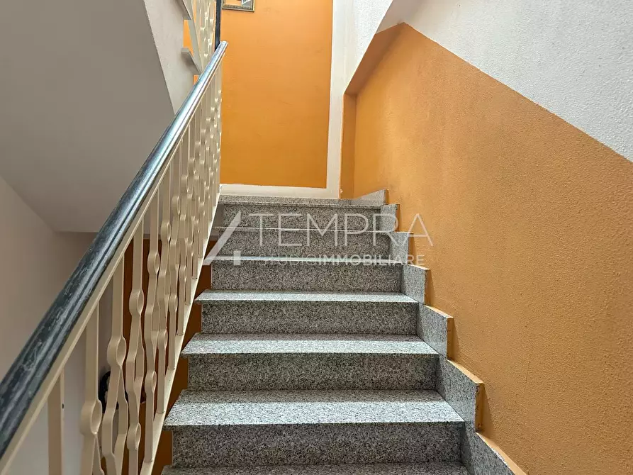 Immagine 15 di Appartamento in vendita  a Adrano