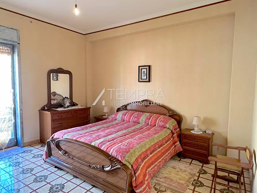 Immagine 15 di Appartamento in vendita  in via archeologica 12 a Adrano