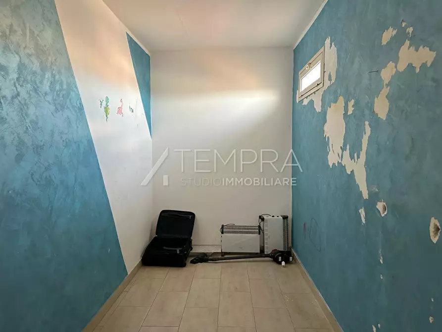 Immagine 12 di Appartamento in vendita  in Via Cipollone a Adrano