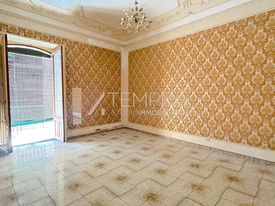 Immagine 4 di Casa indipendente in vendita  in VIA INZERILLI a Adrano