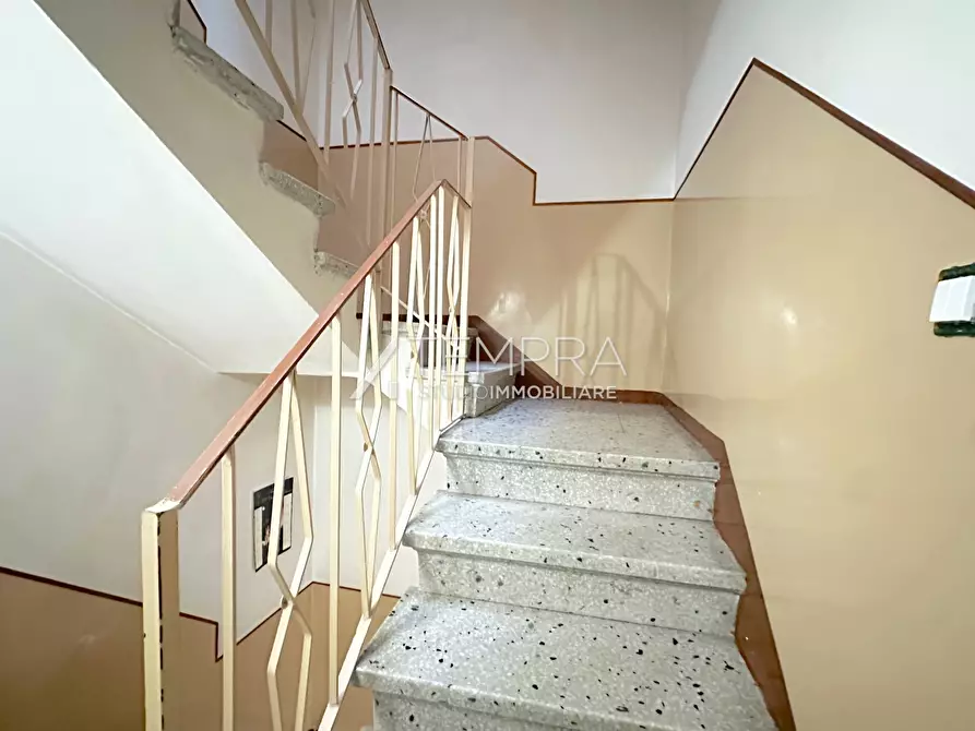 Immagine 12 di Casa indipendente in vendita  in Piazza Giuseppe di Vittorio a Adrano