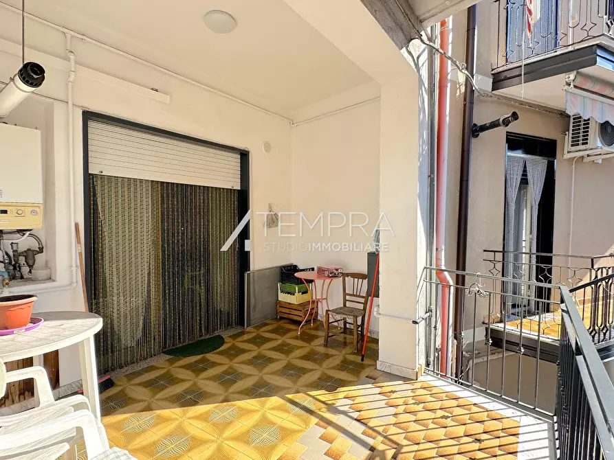 Immagine 3 di Appartamento in vendita  a Adrano