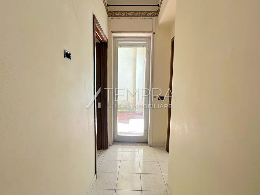Immagine 14 di Appartamento in vendita  a Adrano