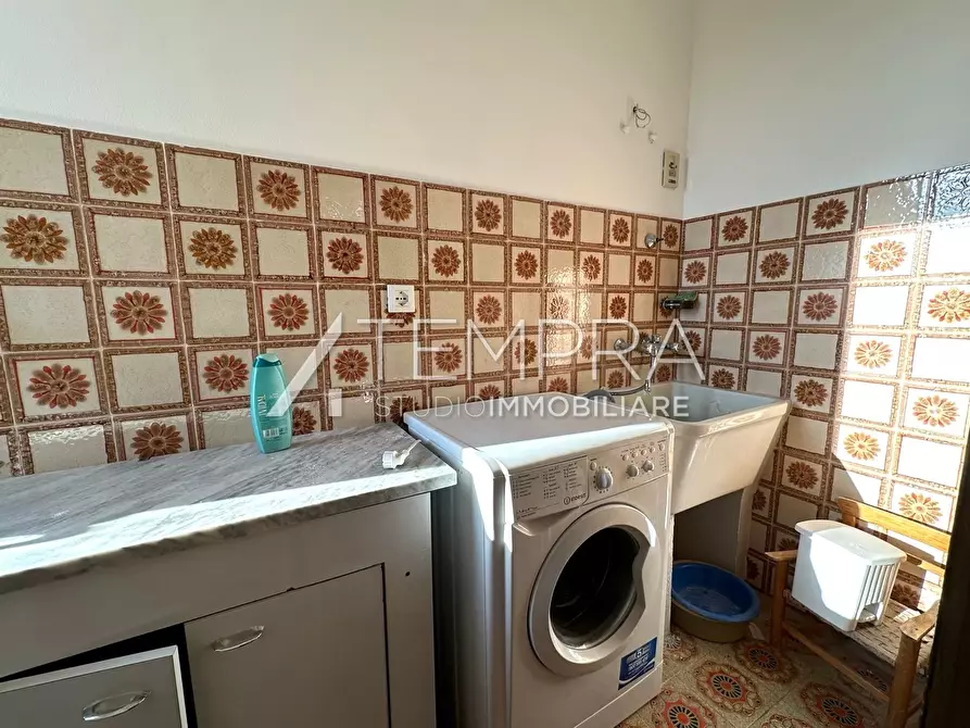 Immagine 4 di Appartamento in vendita  a Adrano