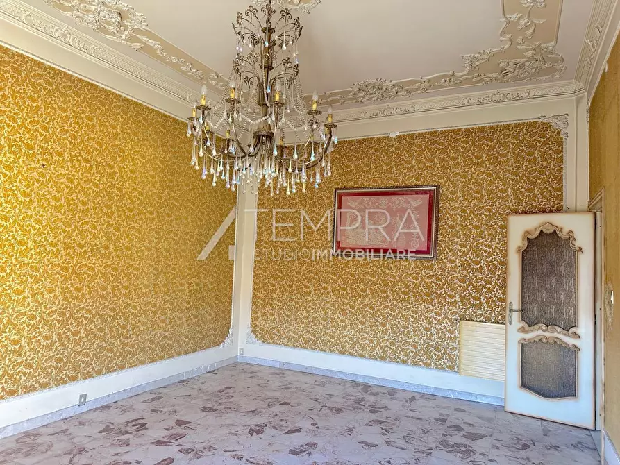 Immagine 8 di Casa indipendente in vendita  in VIA INZERILLI a Adrano