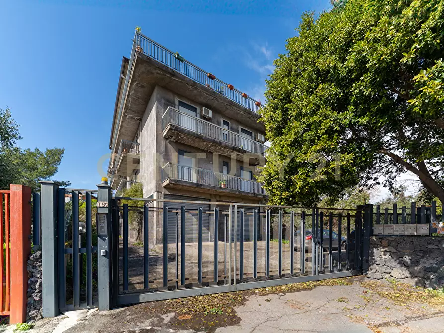 Immagine 1 di Quadrilocale in vendita  in STRADA PER SAN GIOVANNI GALERMO 159 a Catania