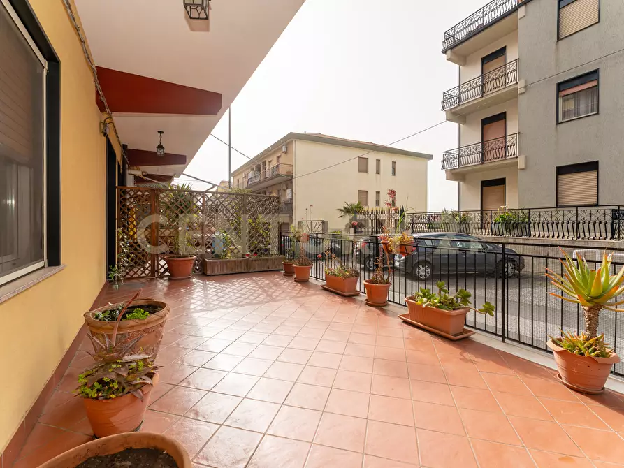 Immagine 34 di Pentalocale in vendita  in Via Goffredo Mameli 4 a Belpasso