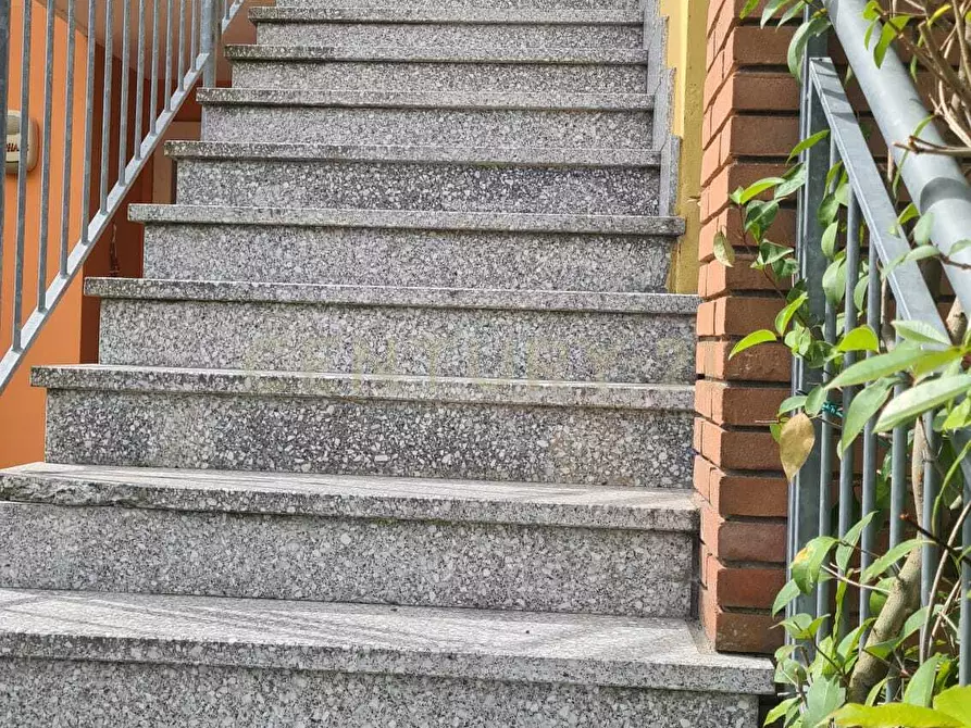 Immagine 13 di Trilocale in vendita  in Via XXV Aprile 3 a Castelnuovo Del Garda