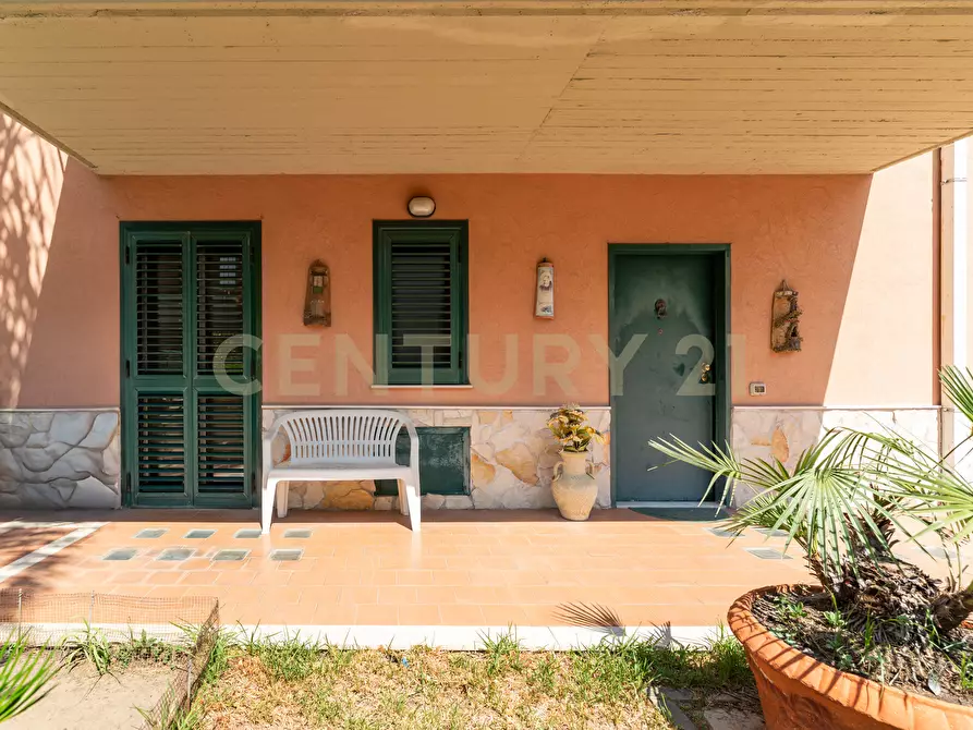 Immagine 11 di Casa indipendente in vendita  in Via Vampolieri 34m a Aci Catena