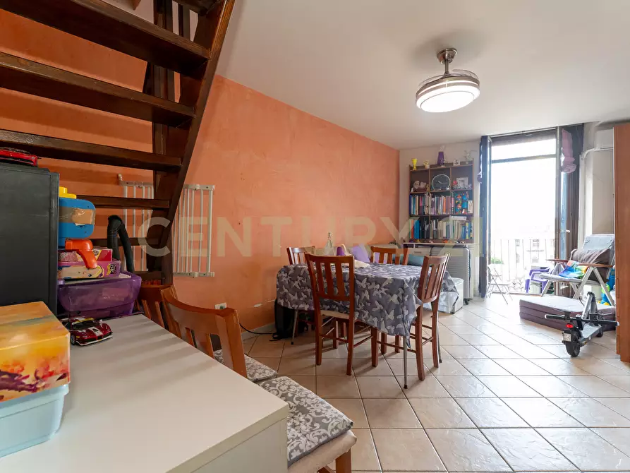 Immagine 11 di Trilocale in vendita  in Via del Vecchio Bastione 29 a Catania