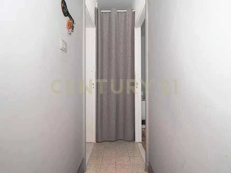 Immagine 24 di Bilocale in vendita  in Via Trecastagni 9 a Catania