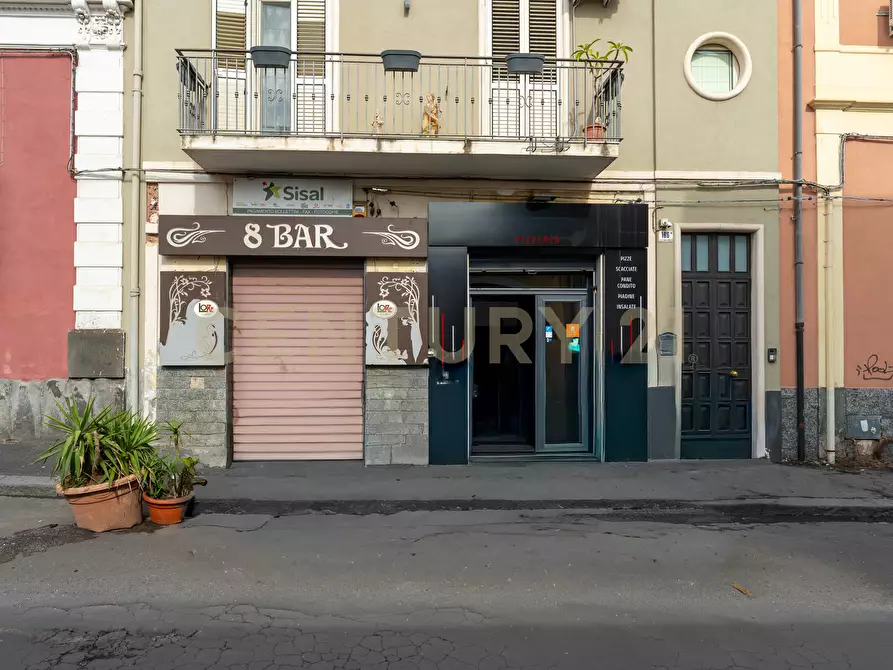 Immagine 3 di Pizzeria / Pub in vendita  in Via Duca Degli Abruzzi 1666 a Catania