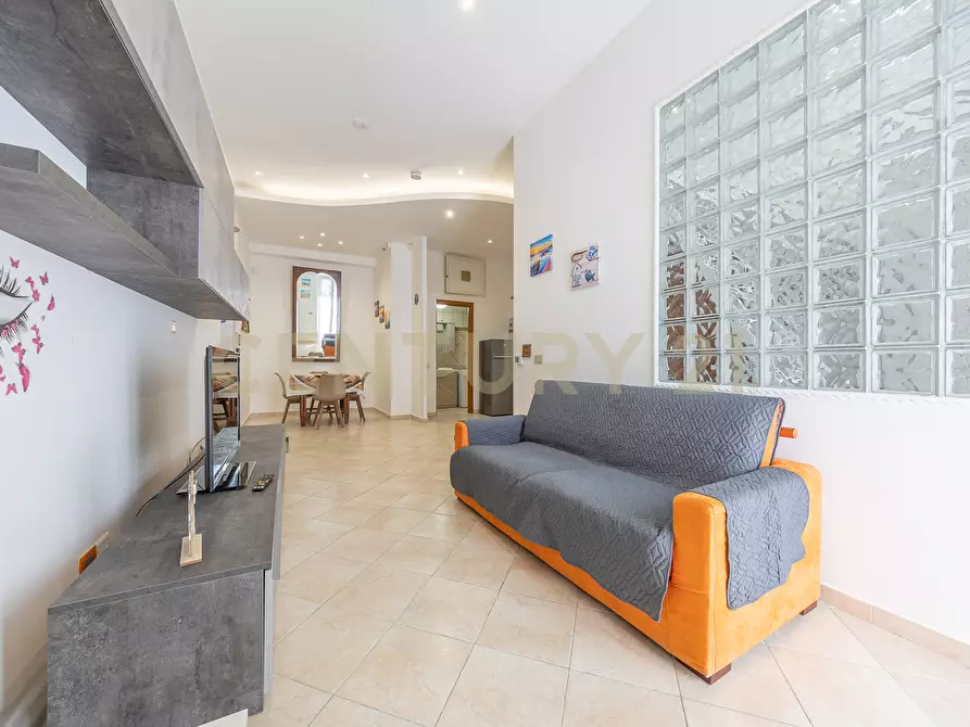 Immagine 4 di Trilocale in vendita  in Piazza Pia 10 a Anzio