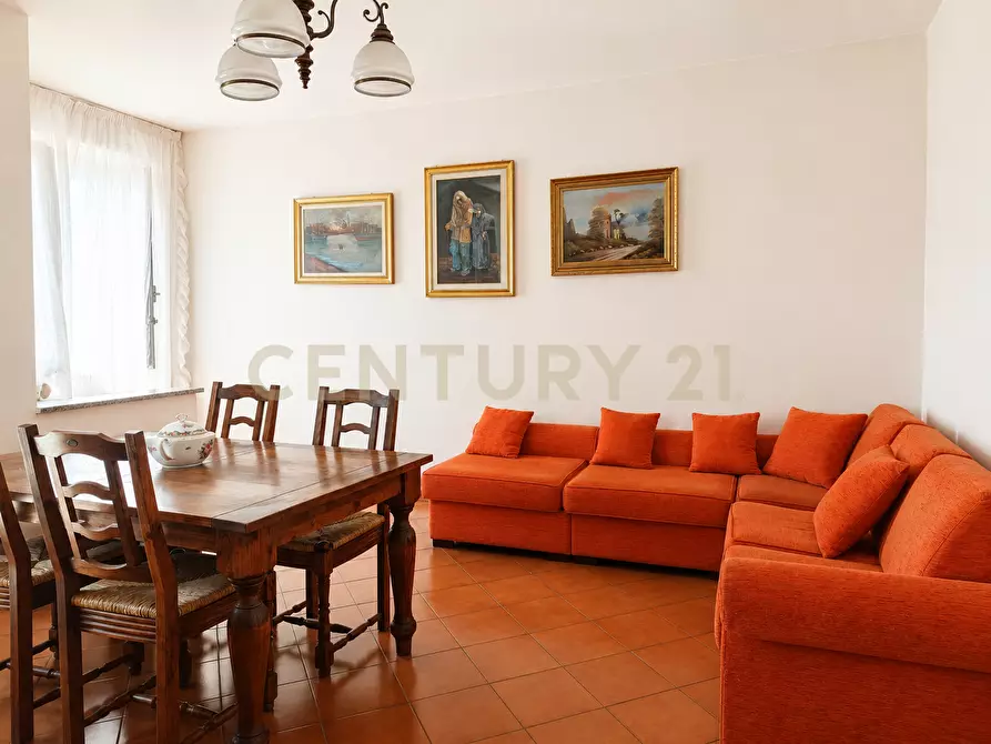 Immagine 4 di Loft/Open space in vendita  in Via XVIII Giugno a Abbadia San Salvatore