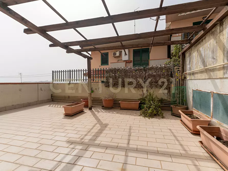 Immagine 30 di Villa in vendita  in Via Santa Rosa da Lima 17 a Catania