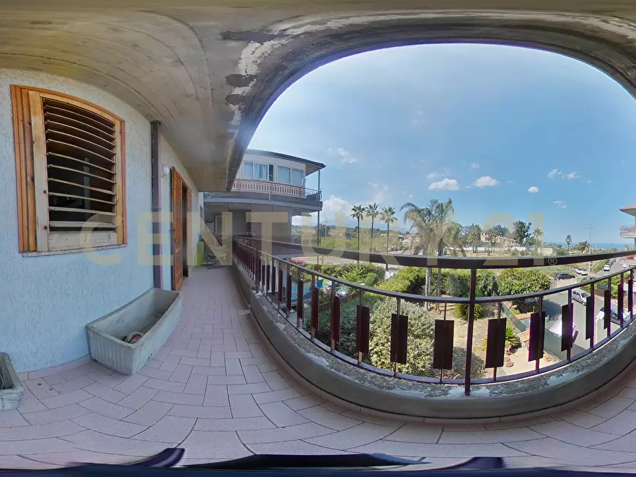 Immagine 47 di Quadrilocale in vendita  in Via Gesualdo Bufalino 1 a Aci Catena