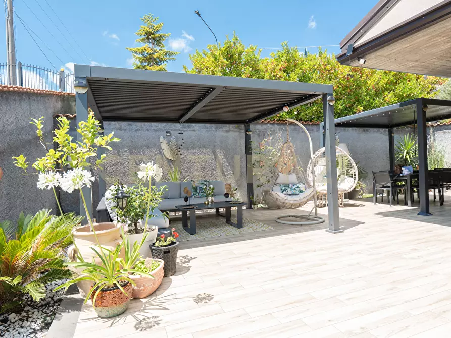 Immagine 58 di Villa in vendita  in Via Monpeluso 8 a Nicolosi