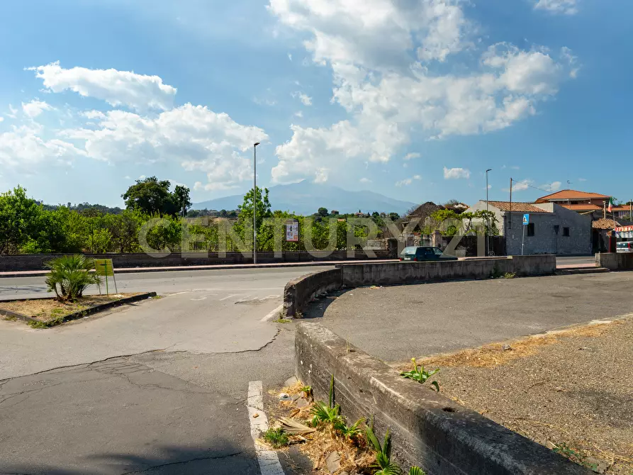 Immagine 15 di Bilocale in vendita  in Via Gesualdo Bufalino 1 a Aci Catena