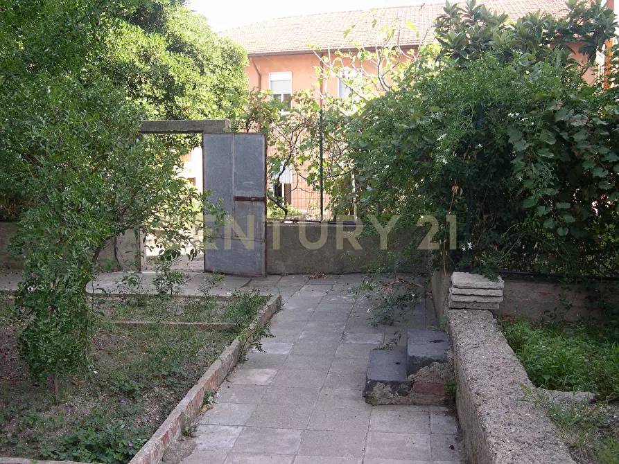 Immagine 9 di Palazzo in vendita  in Viale Regina Margherita 27 a Messina