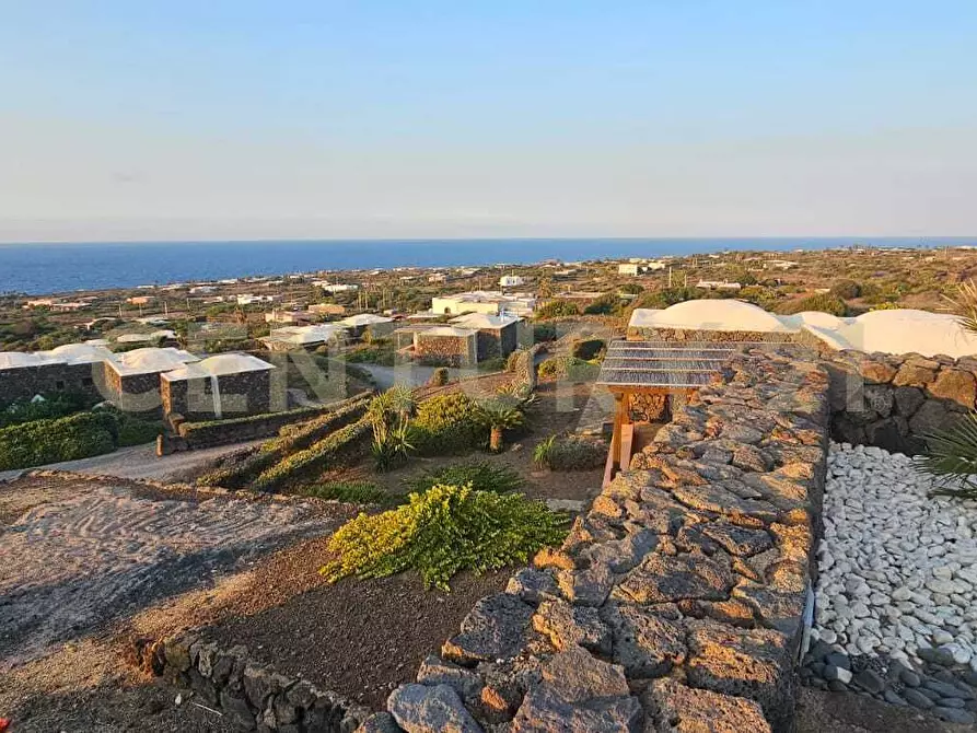 Immagine 28 di Casa indipendente in vendita  in Vicolo del Tufo 12 a Pantelleria