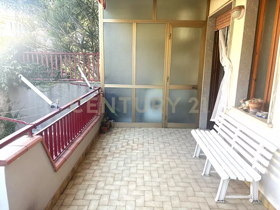 Immagine 16 di Pentalocale in vendita  in Via Francesco Baracca 59 a Riposto