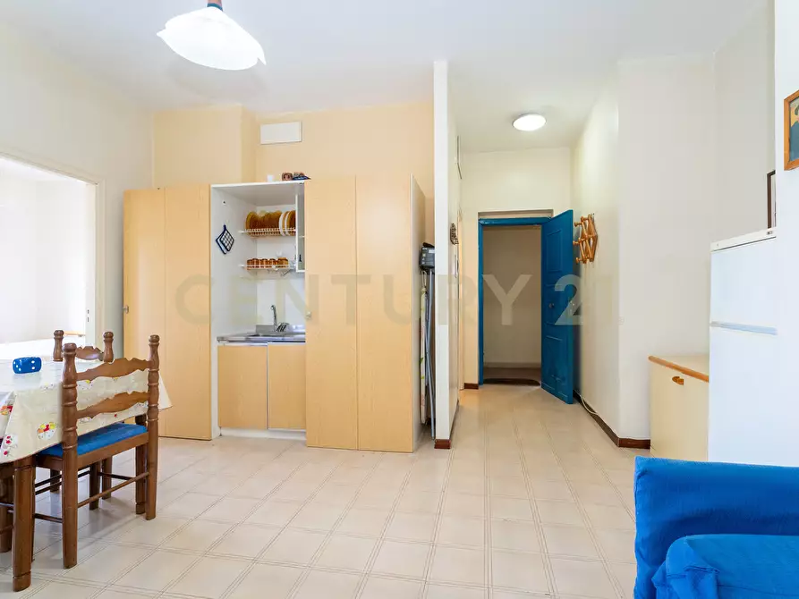 Immagine 25 di Bilocale in vendita  in Via Porticato 17 a Giardini-Naxos