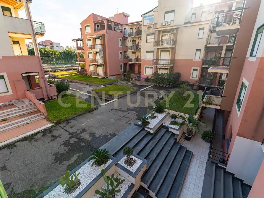 Immagine 21 di Appartamento in vendita  in Contrada Pietrenere n17 a Giardini-Naxos