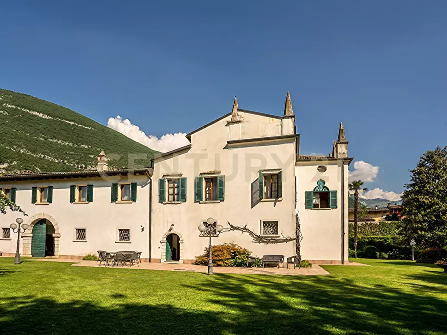 Immagine 168 di Villa in vendita  in Via Adige 25 a Brentino Belluno