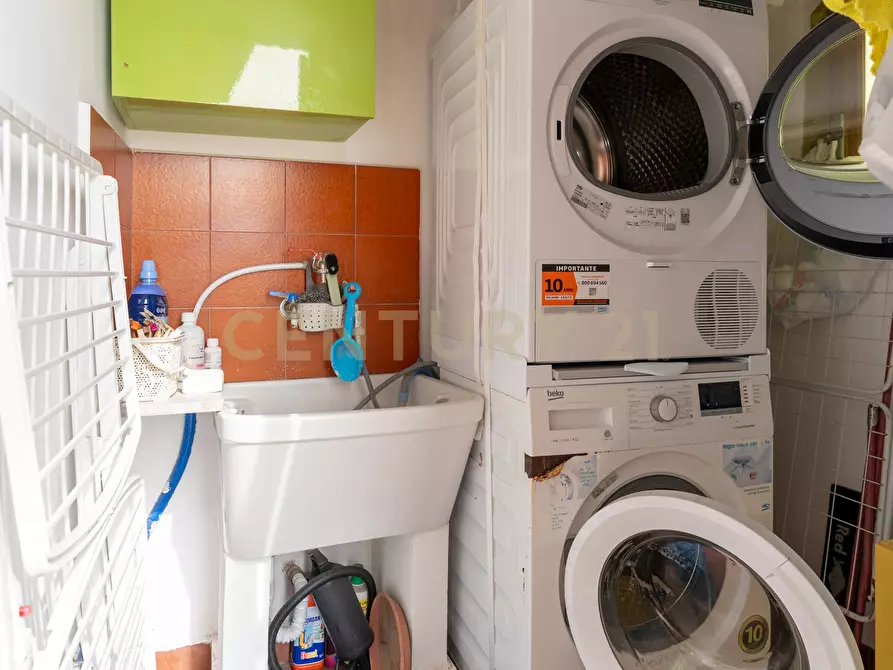 Immagine 44 di Attico in vendita  in Via Maugeri 76 a Valverde