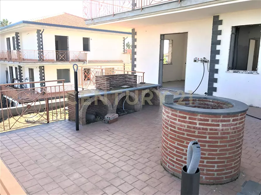 Immagine 7 di Casa bifamiliare in vendita  in via Vincenzo Ricca a Catania