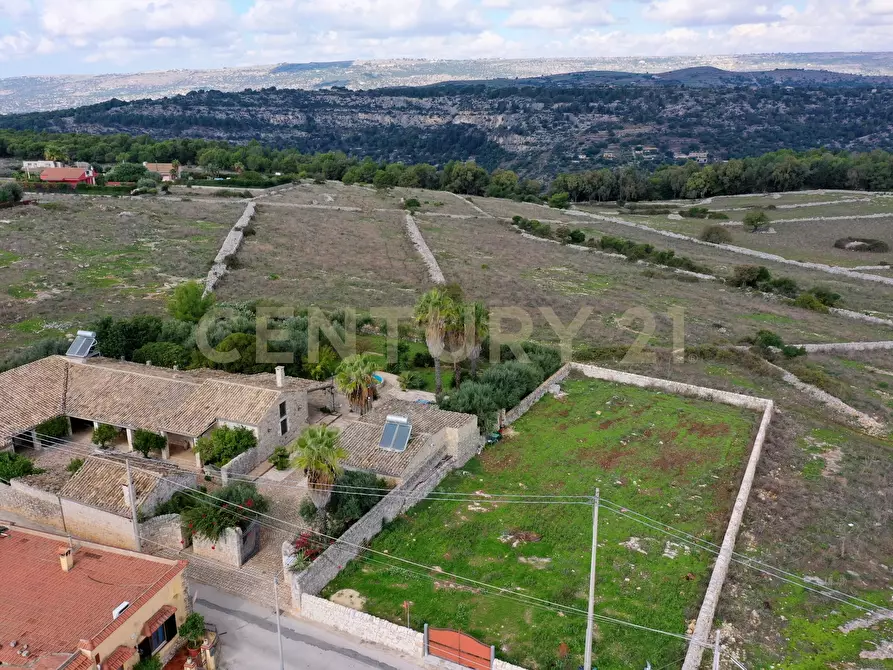 Immagine 43 di Villa in vendita  in Ctr. Pirato Cava Maria 37 a Modica