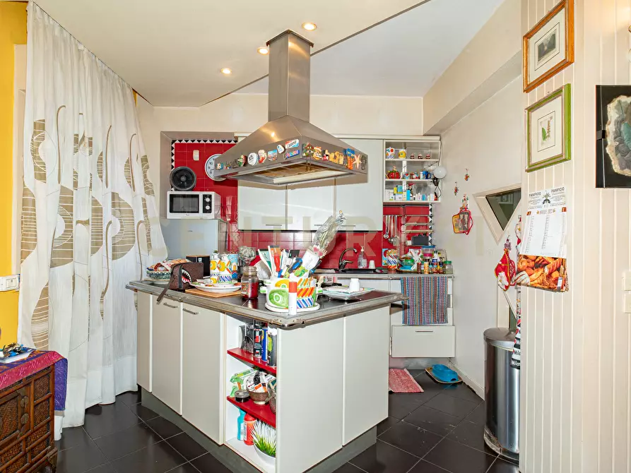 Immagine 37 di Villa in vendita  in Via G. Pezzana 9 a Aci Castello