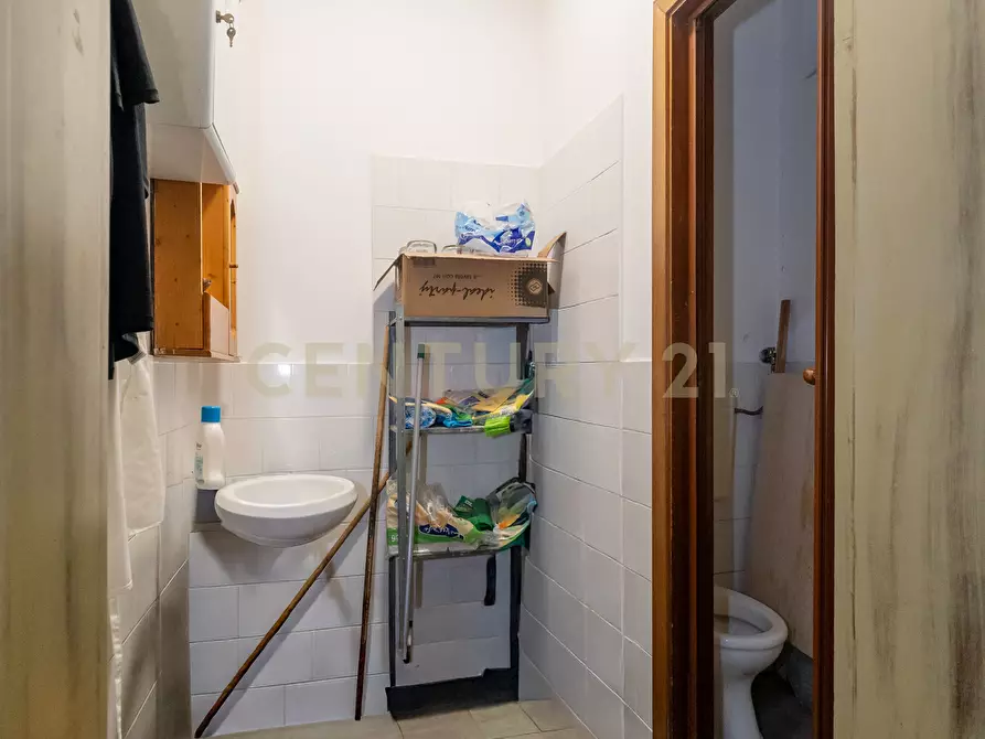 Immagine 34 di Pizzeria / Pub in vendita  in Via Umberto 80 a Sant'agata Li Battiati