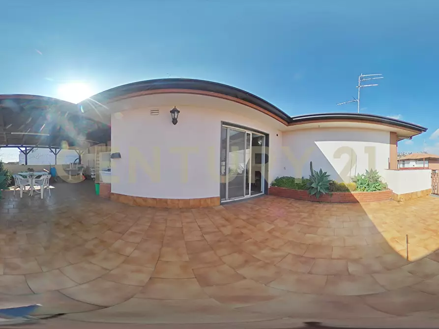 Immagine 82 di Attico in vendita  in Via Finocchiari 12 a Aci Catena