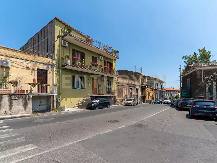 Immagine 1 di Casa semindipendente in vendita  in Via Duca degli Abruzzi 105 a San Giovanni La Punta