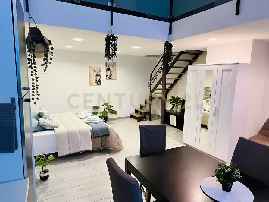 Immagine 39 di Loft/Open space in vendita  in Via Cristoforo Colombo 38 a Catania
