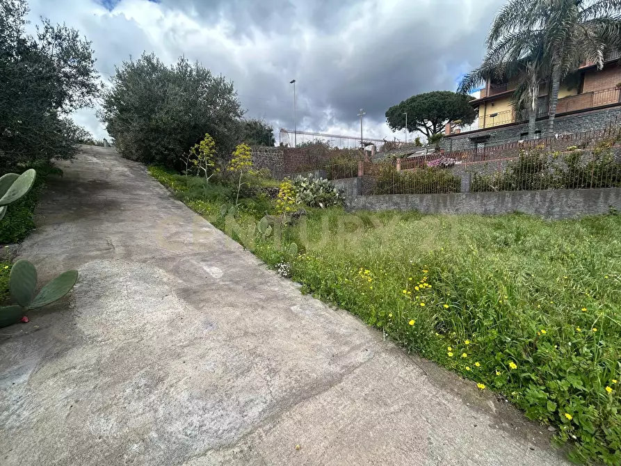 Immagine 34 di Terreno edificabile in vendita  in Viale Giovanni Falcone 9 a Camporotondo Etneo