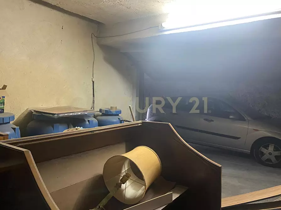 Immagine 12 di Garage in vendita  in Via Balatelle 11 a San Giovanni La Punta