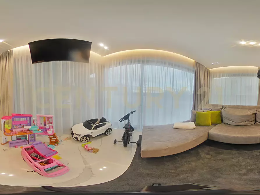 Immagine 121 di Villa in vendita  in Via Sant' Andrea 8 a Catania