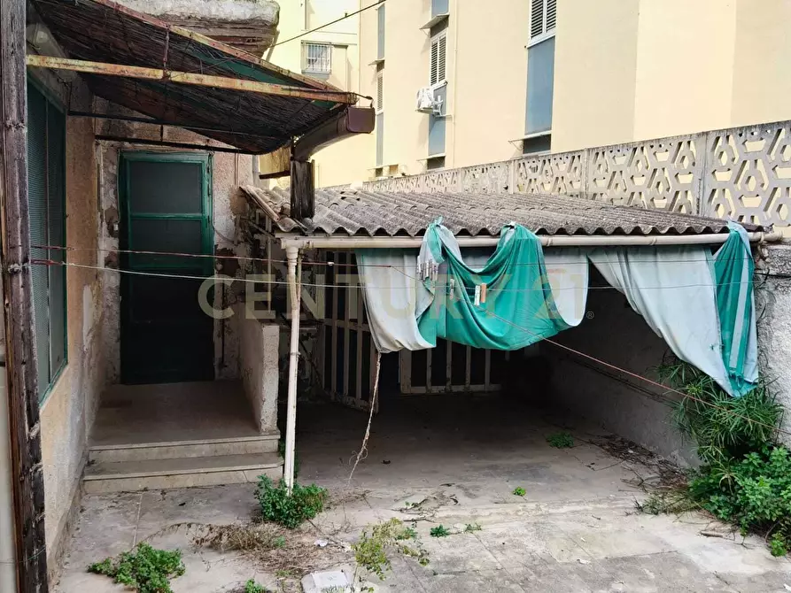 Immagine 6 di Casa semindipendente in vendita  in Via Raffaele Paolucci 21 a Palermo