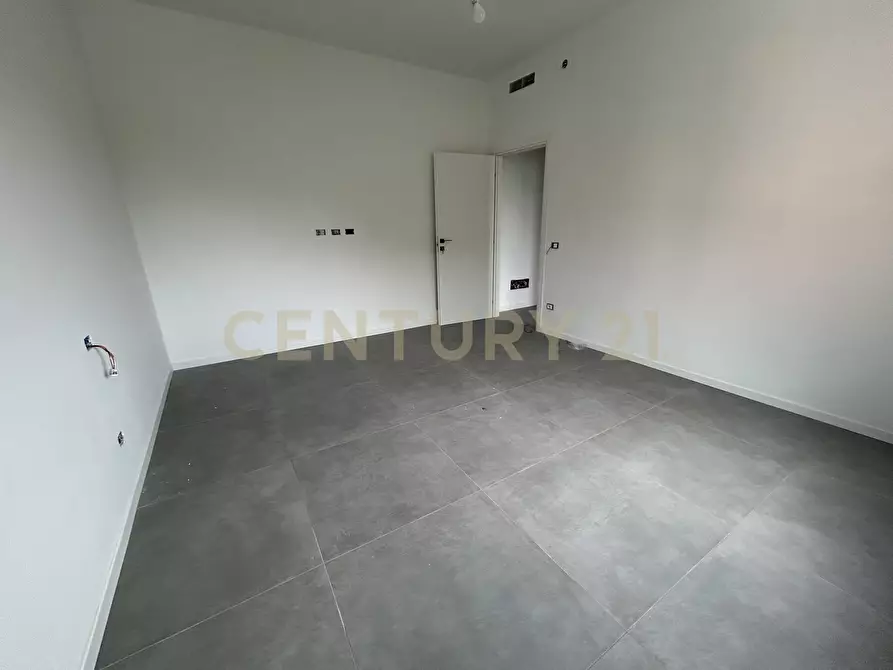 Immagine 6 di Quadrilocale in vendita  in Via Merano 9 a Verona