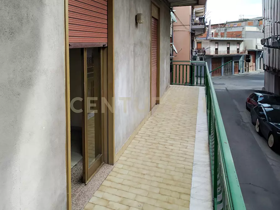 Immagine 16 di Appartamento in vendita  in Via Corinto 30 a Adrano