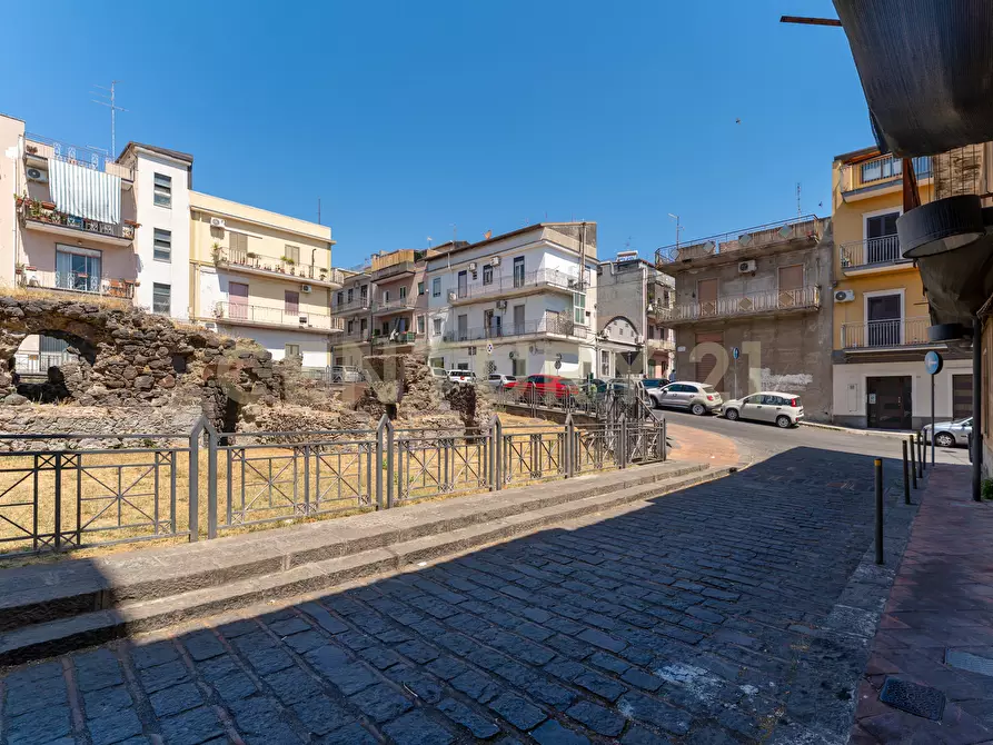 Immagine 19 di Laboratorio in vendita  in Via delle Terme 31 a Misterbianco