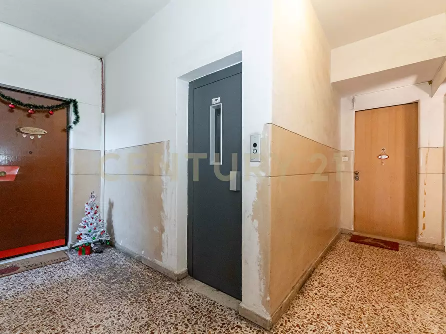 Immagine 3 di Bilocale in vendita  in Via Conte di Torino 63 a Catania