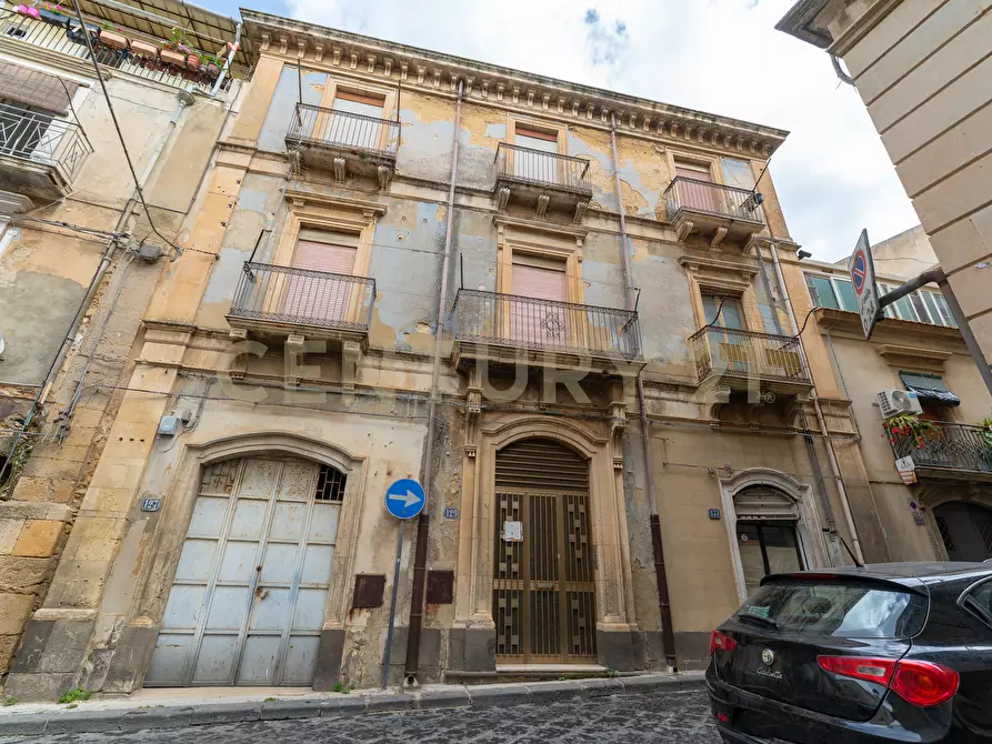 Immagine 40 di Appartamento in vendita  in VIA LUIGI STURZO 129 a Caltagirone