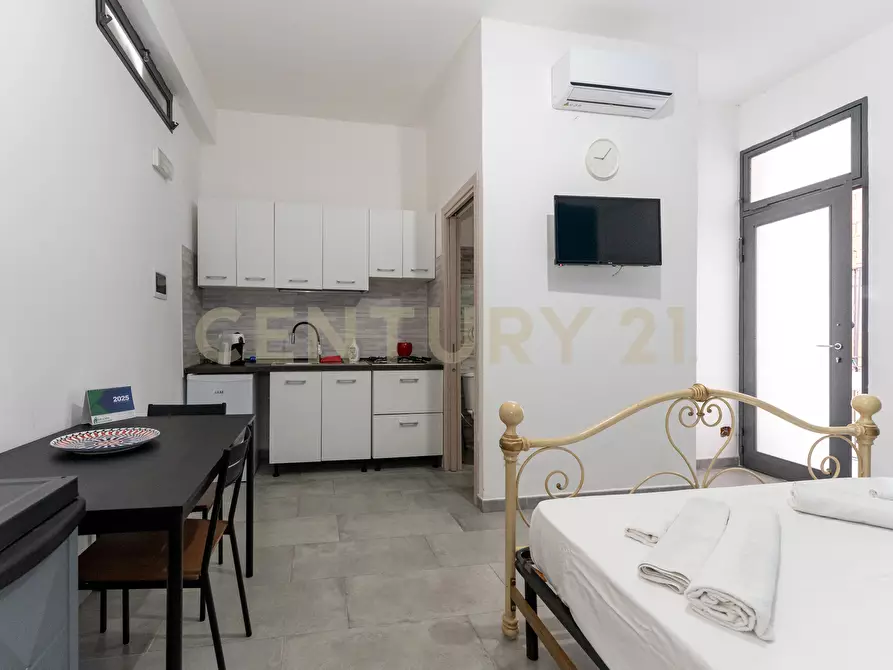 Immagine 3 di Monolocale in vendita  in Via del Principe 37 a Catania