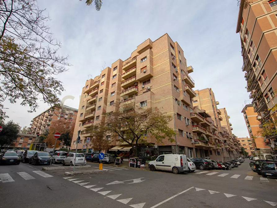Immagine 30 di Bilocale in vendita  in Via Giovanni Caselli 11 a Roma