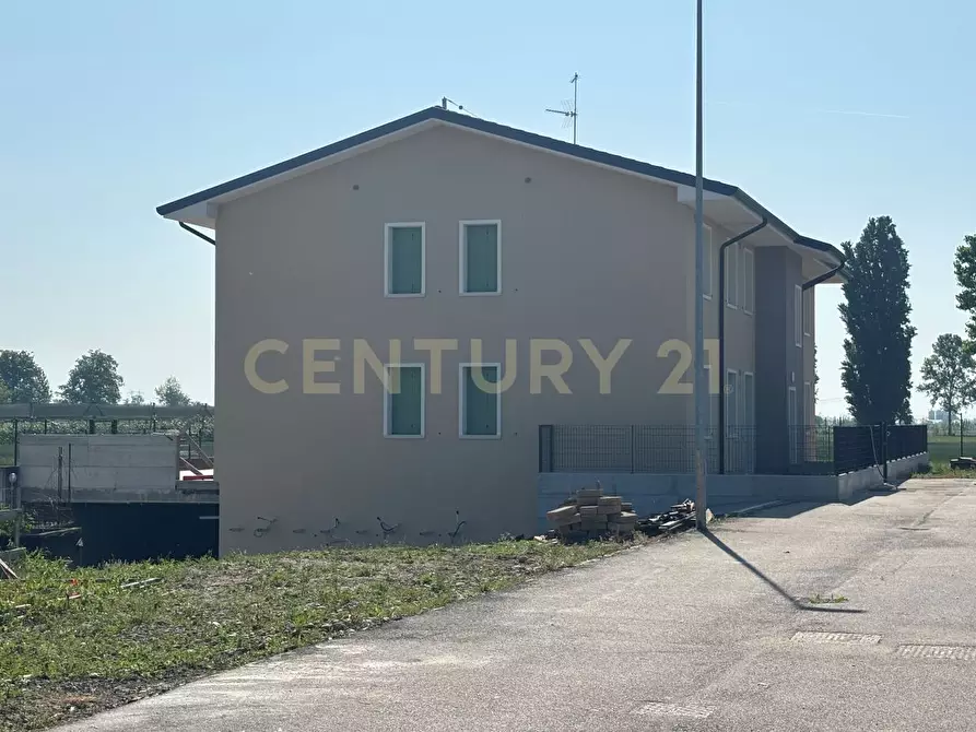 Immagine 26 di Trilocale in vendita  in Via Toffanelle Nuove snc a Zevio