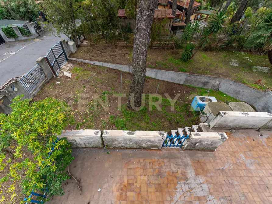 Immagine 15 di Villa in vendita  in Via Monte Cicirello 8 a Catania