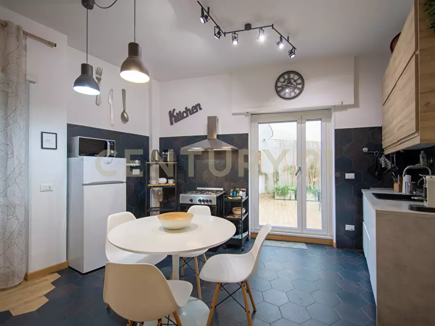 Immagine 7 di Bilocale in vendita  in Via della Bufalotta 15 a Roma